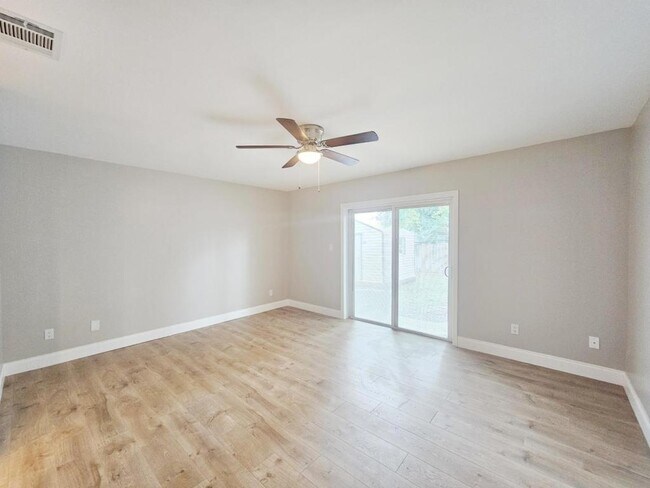 Building Photo - 8935 Esguerra Ln