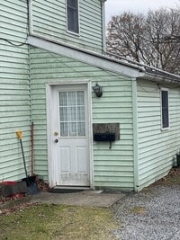 Building Photo - Charming 1 Bedroom in Bellefonte!