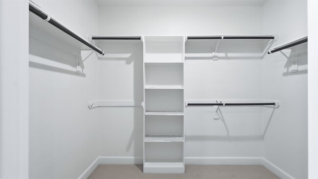 Building Photo - 21450 Petherton Dr