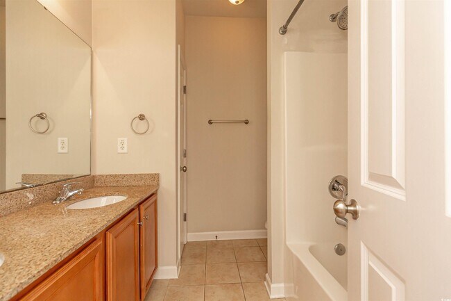Building Photo - 2954 Yancey Way