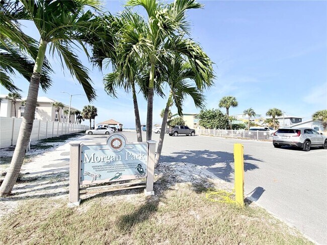 Building Photo - 2513 Gulf Blvd