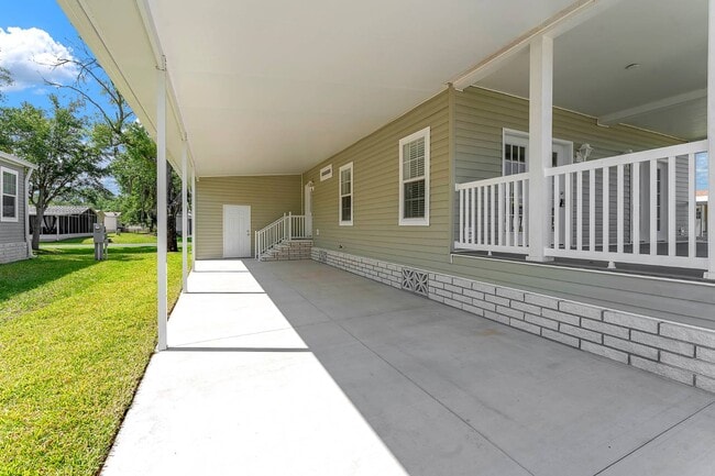 Building Photo - 3269 Walden Shores Blvd