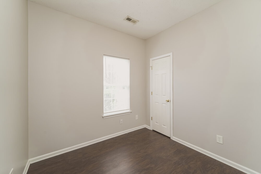 Building Photo - 6614 Hampton Way Dr