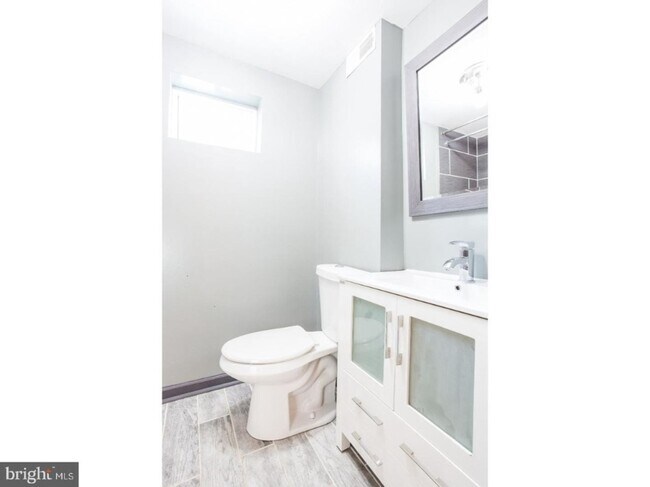 Building Photo - Spacious 3-Bedroom Home with Central Air, In-Unit Laundry and Patio