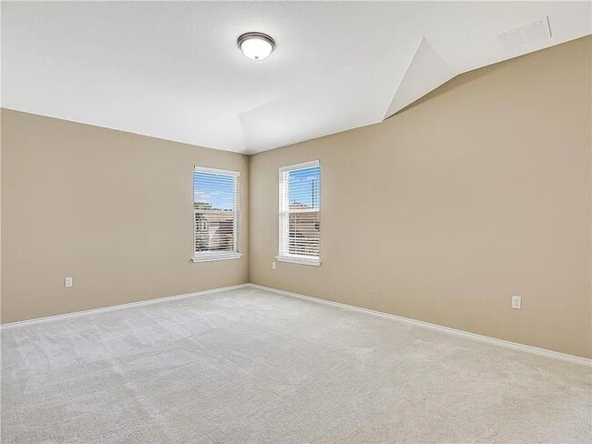 Building Photo - 808 Sandhill Branch Dr