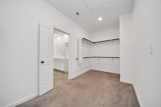 Building Photo - 7214 Cordgrass Prairie Ln