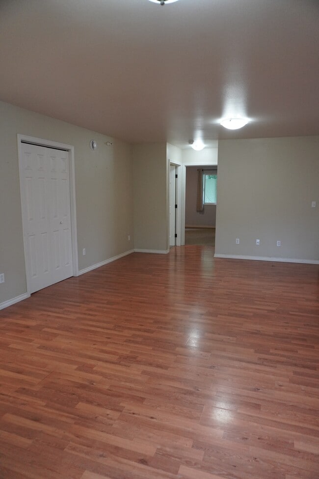 Building Photo - 1705 Resurrection Blvd