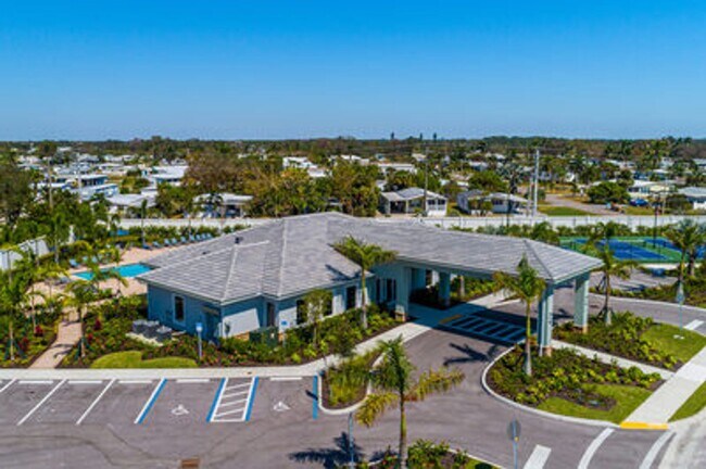 Building Photo - ANNUAL RENTAL AVAILABLE FOR ASAP MOVE-IN!!