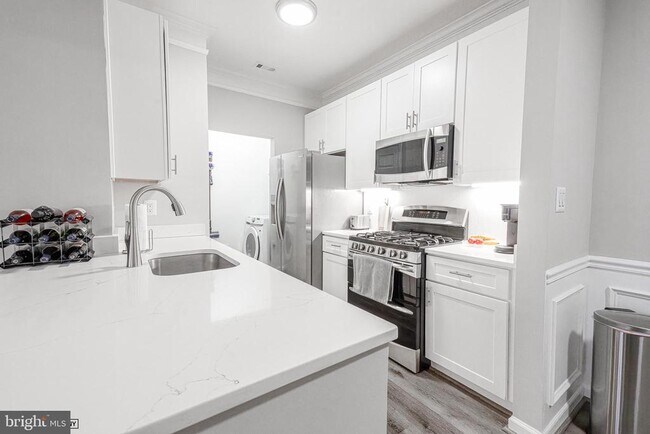 Building Photo - 502 Sunset View Terrace SE