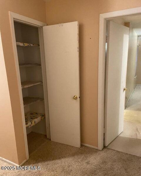 Building Photo - 438 Oak Knoll Dr
