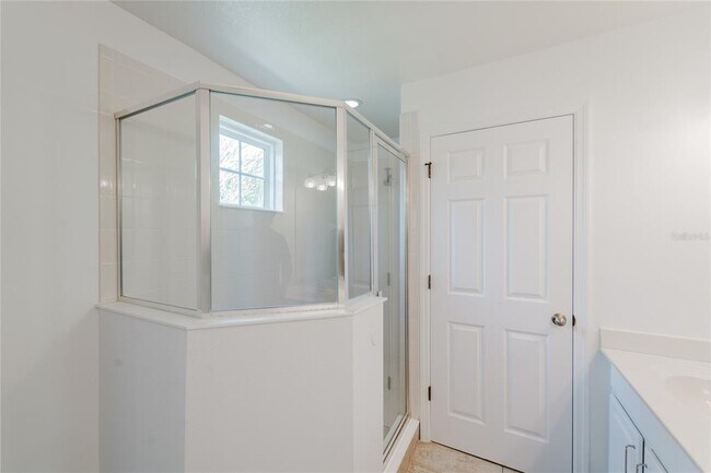 Building Photo - 851 Las Fuentes Dr
