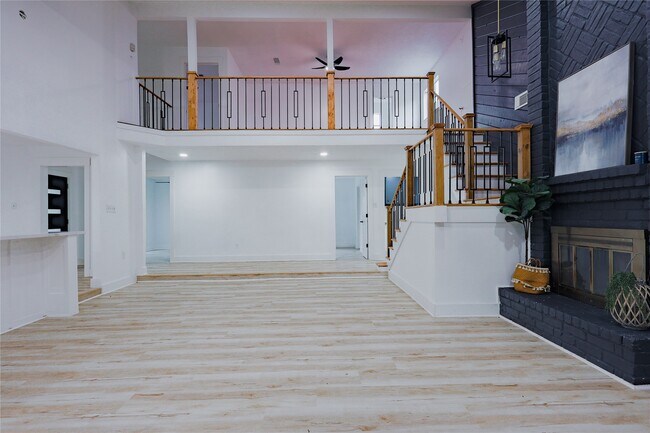 Building Photo - 2902 Misty Park Dr