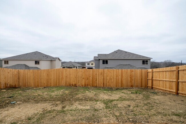 Building Photo - Recently Built 3 Bedroom, 2 Bath Duplex in Georgetown