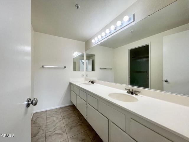 Building Photo - 723 Kingfisher Way