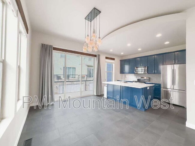 Building Photo - 7537 Russi Pl