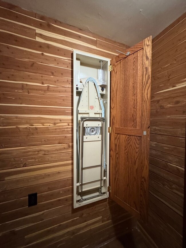 Building Photo - Beautiful 3 bedroom gated home in Aptos Hills!