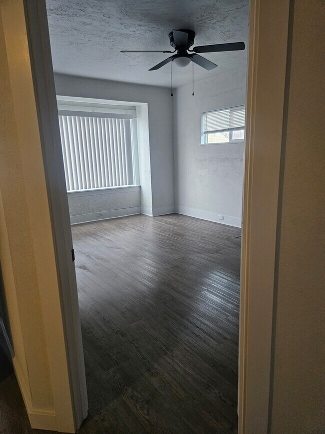 Building Photo - 291 Jefferson St