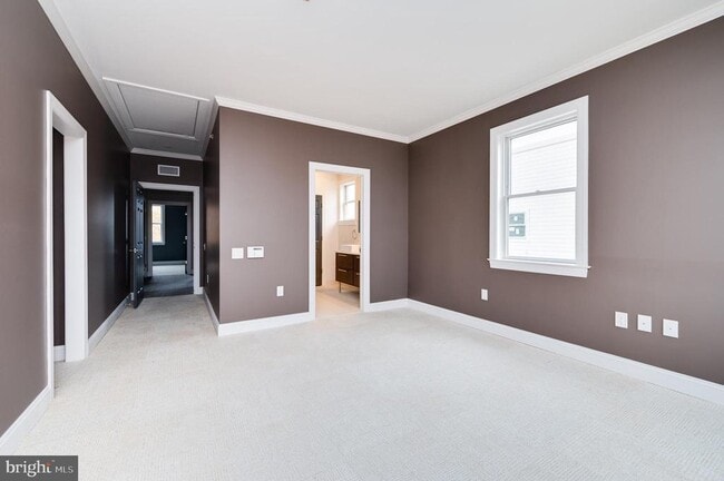 Building Photo - 1020 Penn St