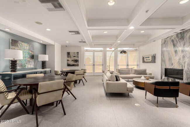 Building Photo - 3801 N Goldwater Blvd