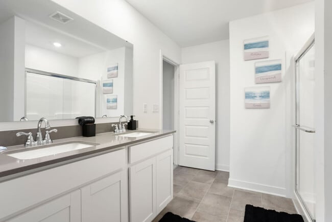 Building Photo - 17355 Wellburn Dr