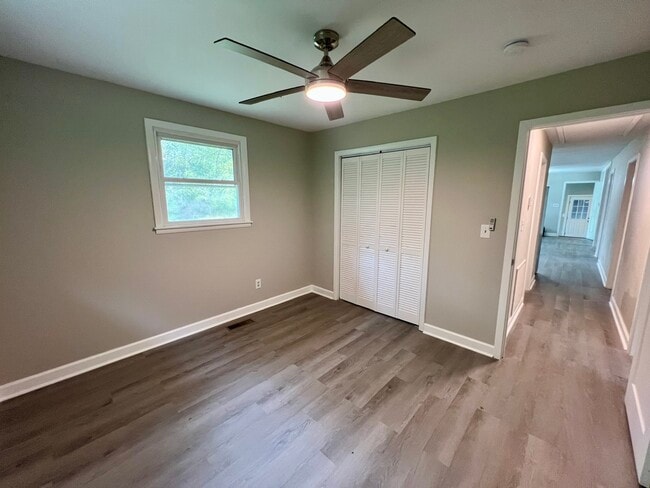 Building Photo - 157 Quail Dr