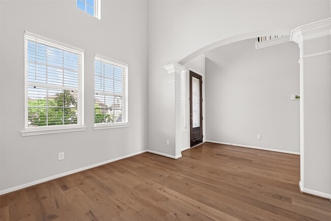 Building Photo - 19103 Goodnight Peak Tr