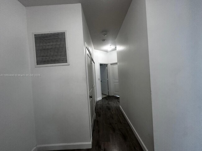Building Photo - 12617 NW 32nd Ct