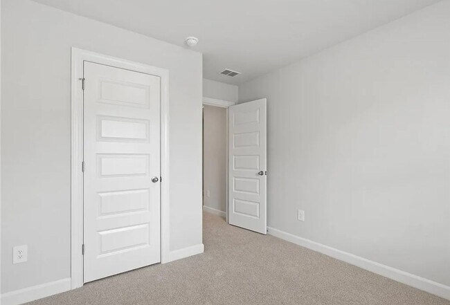 Building Photo - Brand New 3/2.5 Move In Ready Now!