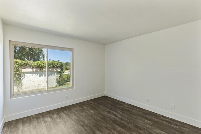 Building Photo - 73625 Haystack Rd