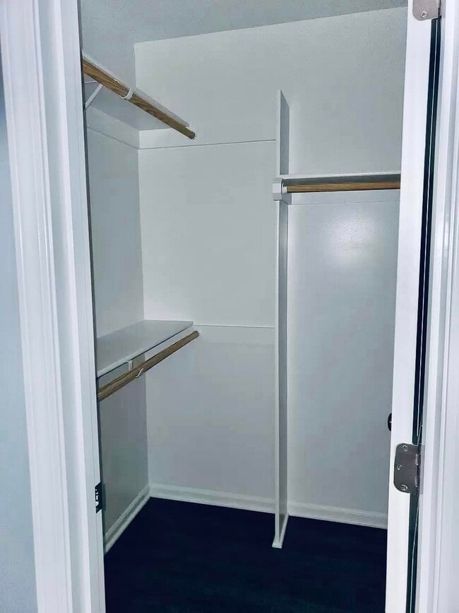 Building Photo - 891 W Gay St