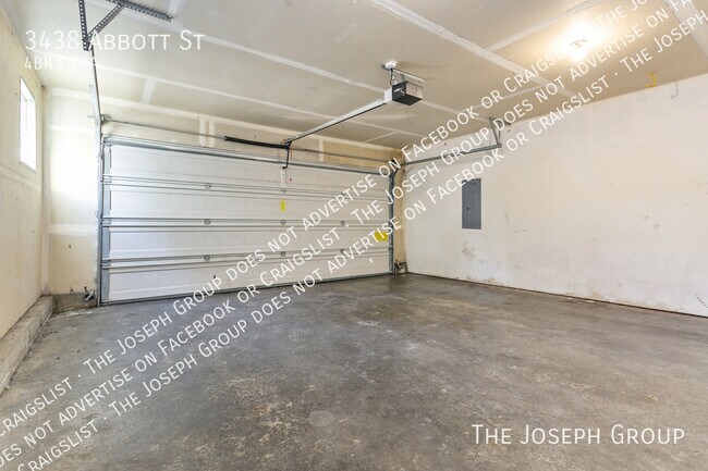 Building Photo - 3438 Abbott St