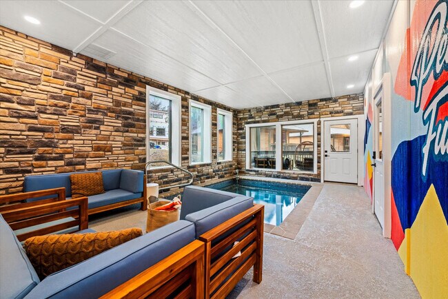 Building Photo - 532 Warbonnet Wy