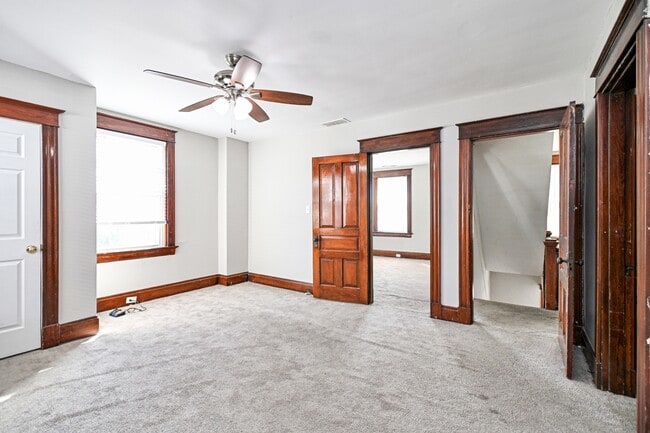 Building Photo - 5107 Hunter Ave