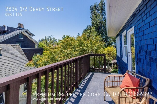 Building Photo - 2834 1/2 Derby Street-
