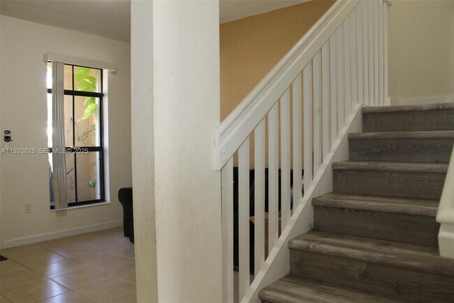 Building Photo - 17441 SW 153rd Ct