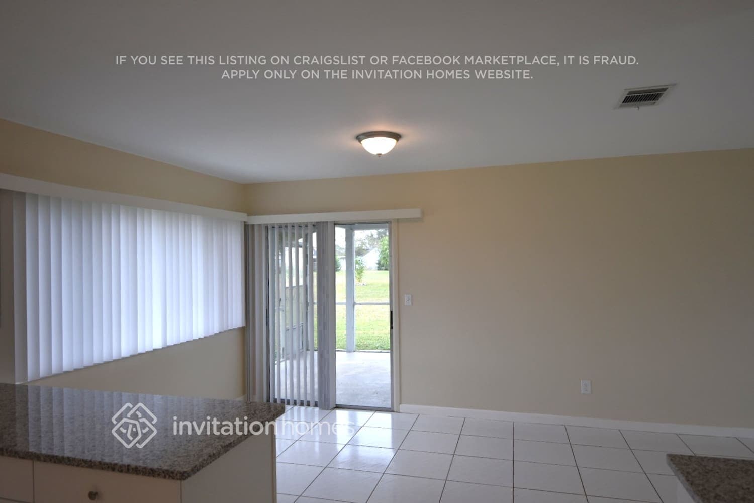 Building Photo - 785 SW Belmont Cir