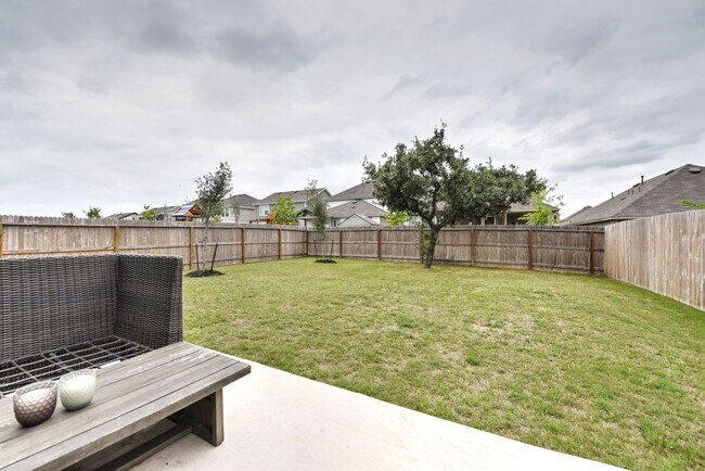 Building Photo - 7807 Cottonwood Ridge
