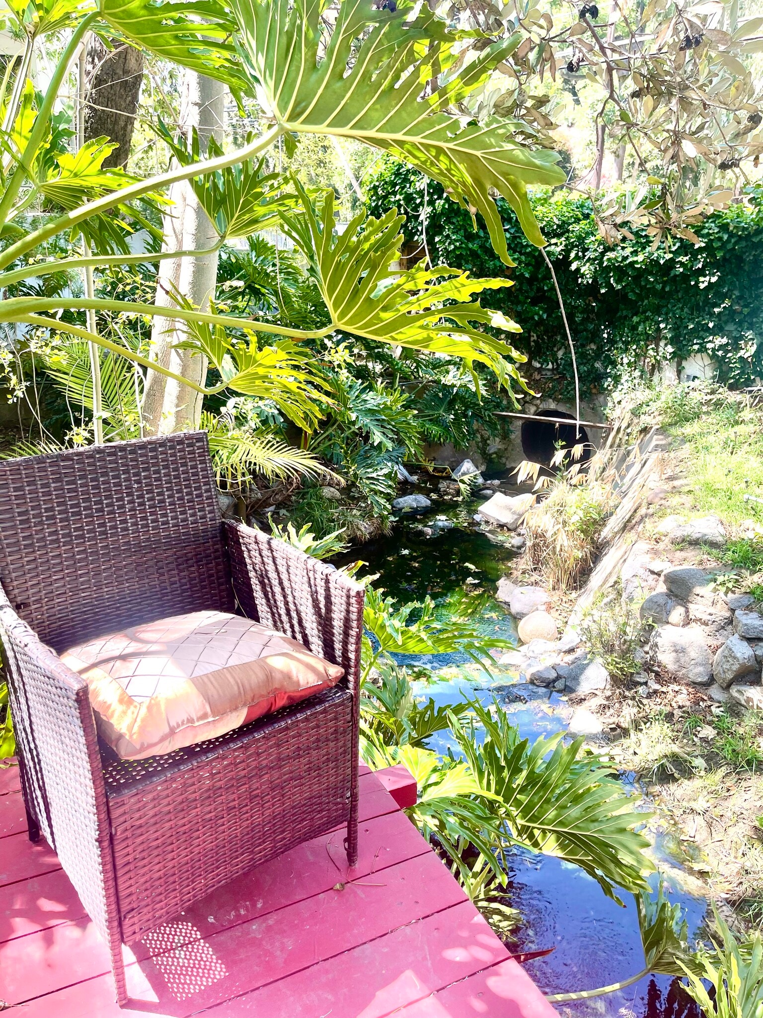 Building Photo - 2366 Nichols Canyon Rd