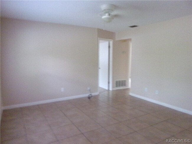 Building Photo - 701 Emery St