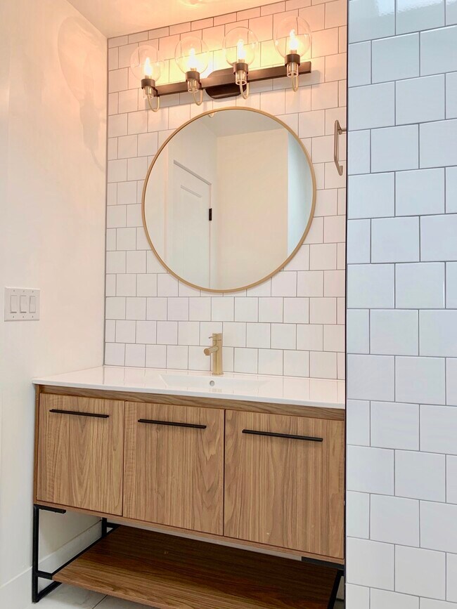 Building Photo - 3365 Ward Rd