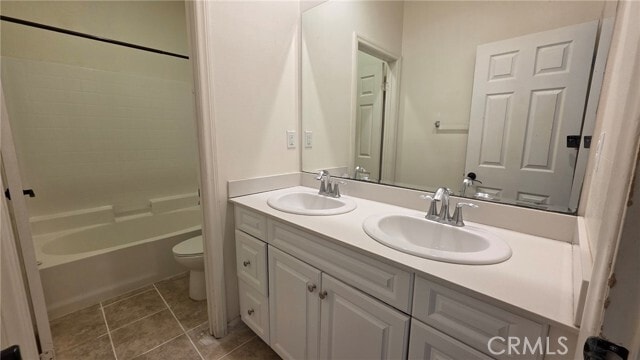 Building Photo - 2915 E Via Terrano