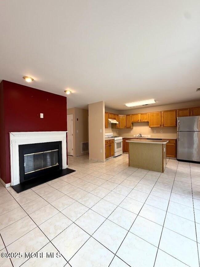 Building Photo - 159 Setter Pl