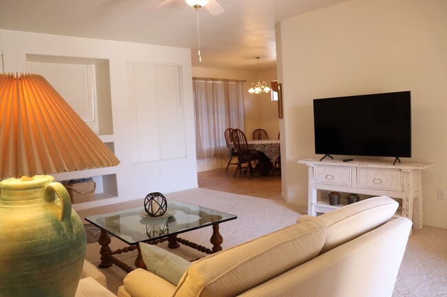 Building Photo - 55+ Gated Community - Fully Furnished - Month to month Term Lease
