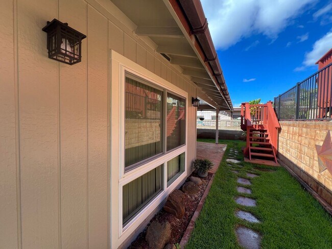 Building Photo - 348ADA