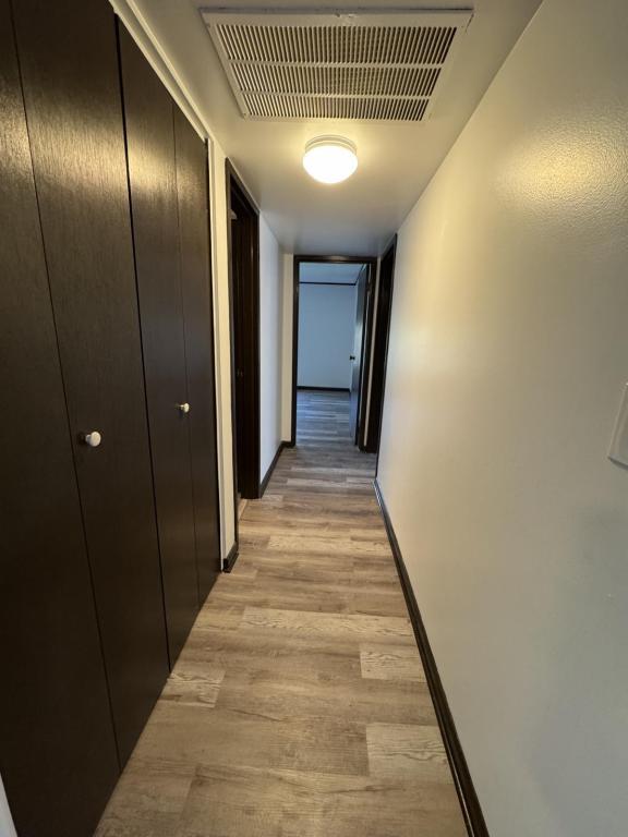 Building Photo - 1632 Forest Green Dr