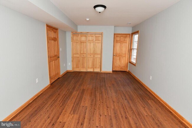 Building Photo - 603 Panther Dr