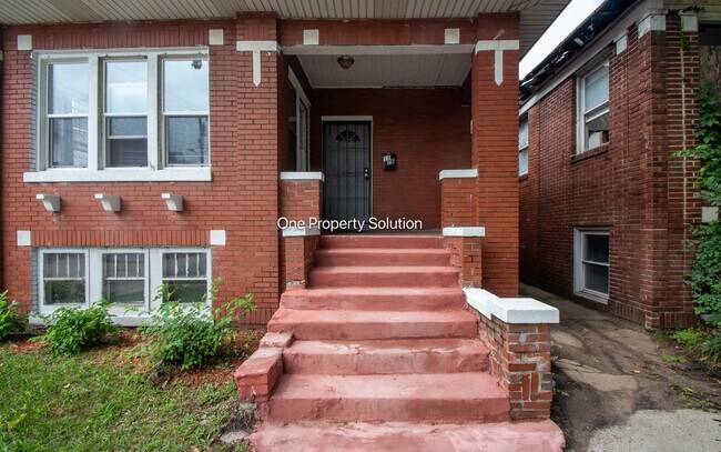 Building Photo - 1176 Fillmore St