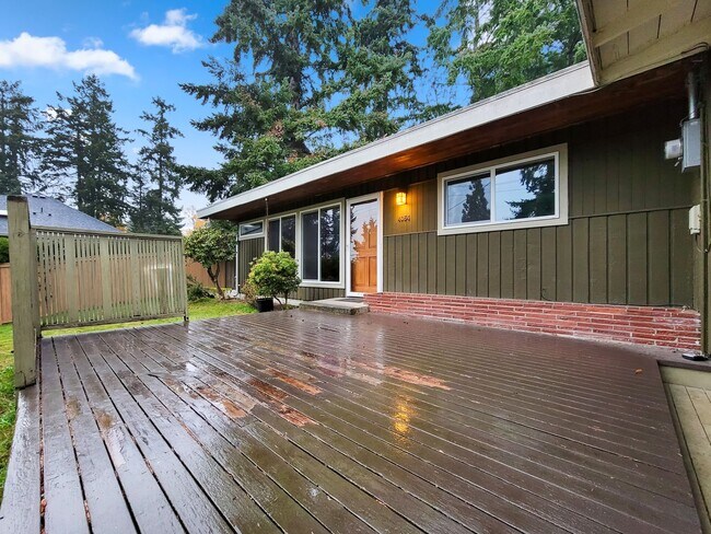Building Photo - 4054 120th Ave SE