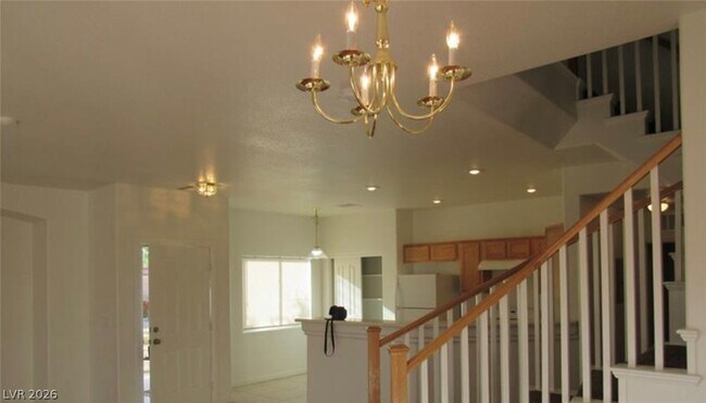 Building Photo - 5523 Baccarat Ave