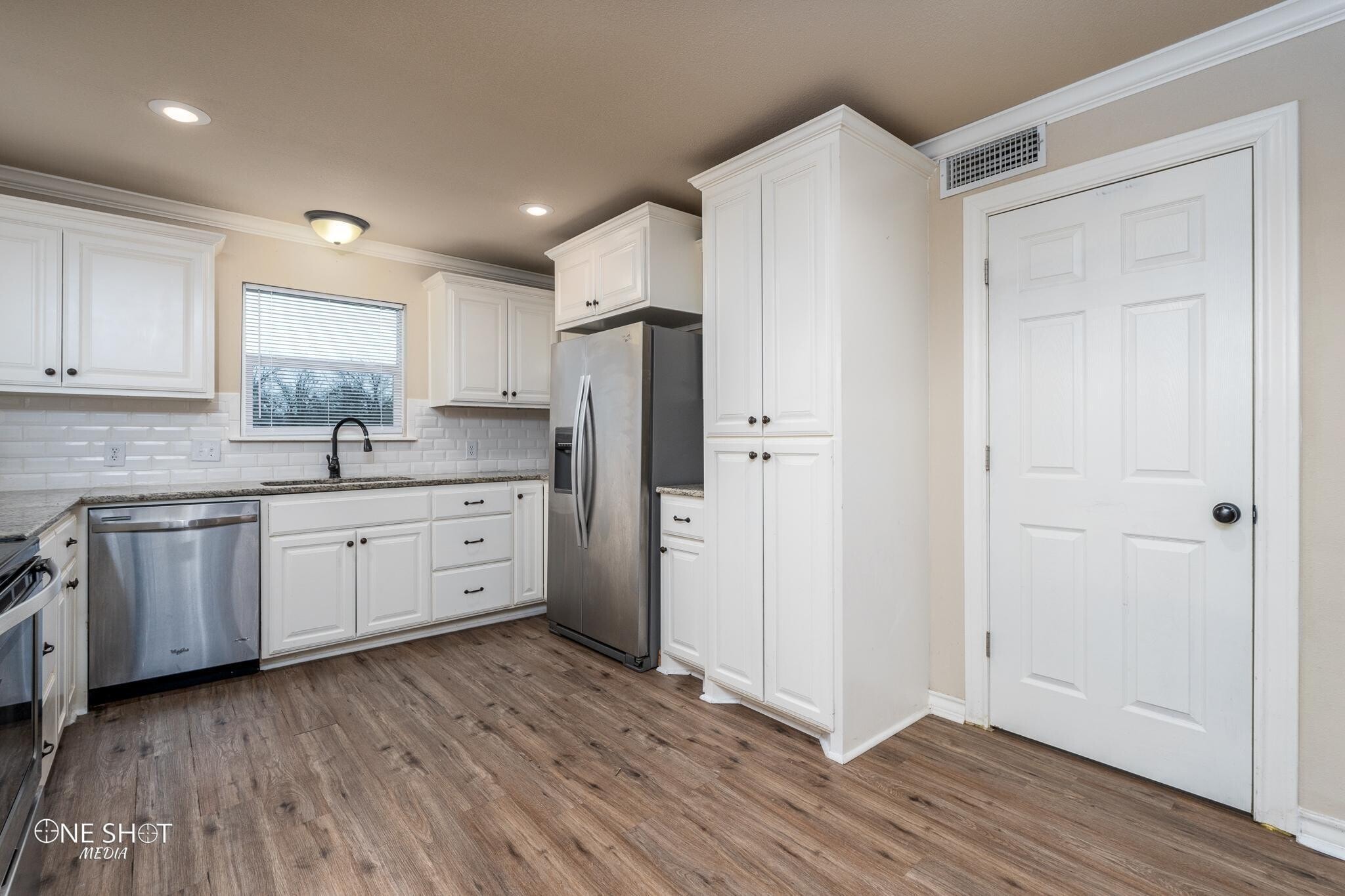 Building Photo - 1410 S 32nd St